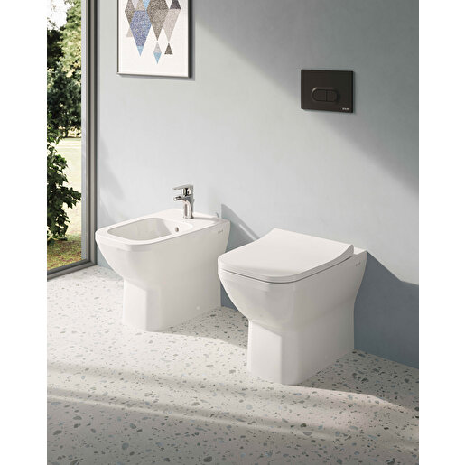 Integra Square Toilet seat - Image 4