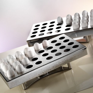 Egg Holder With Heater