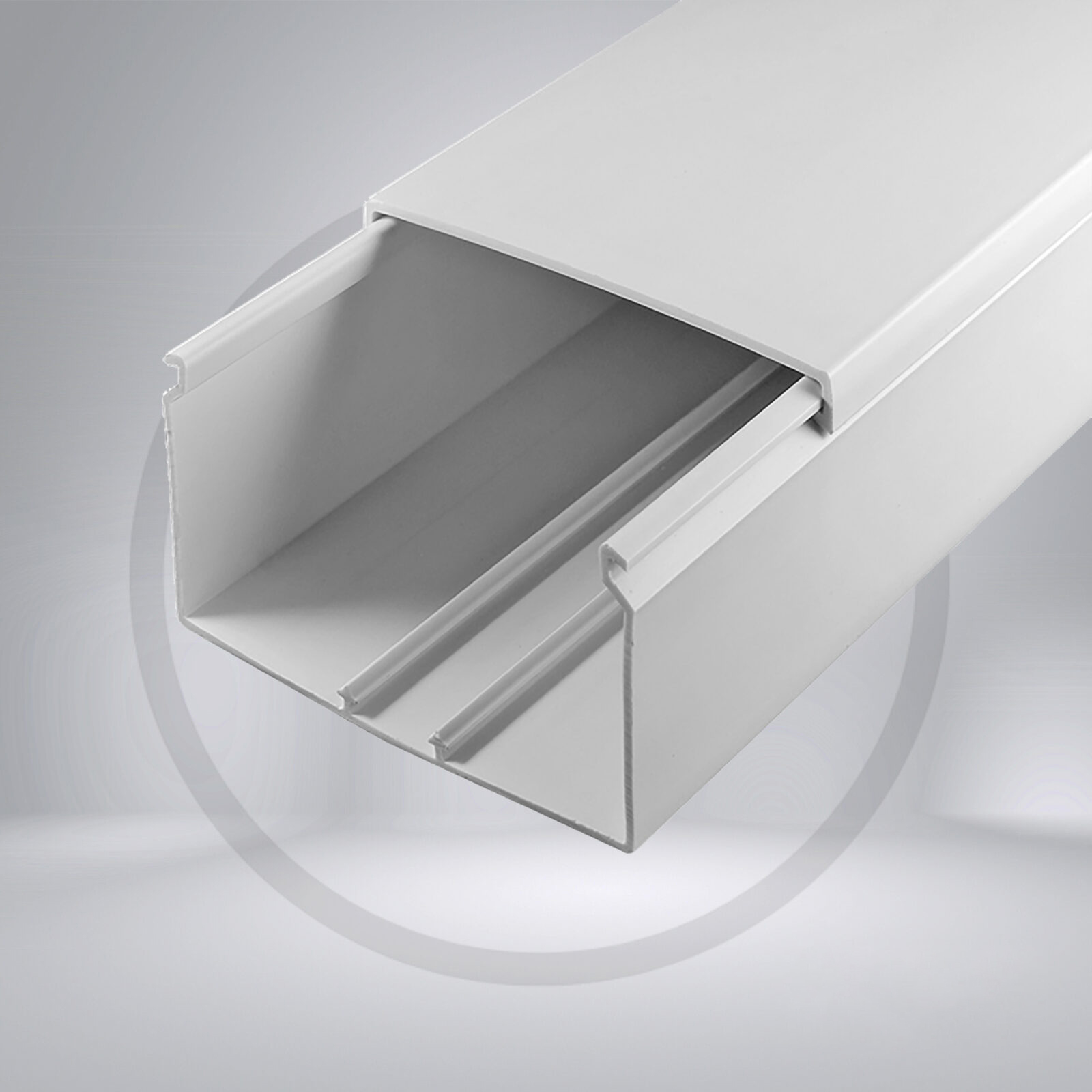 75×50 Midi Cable Trunking