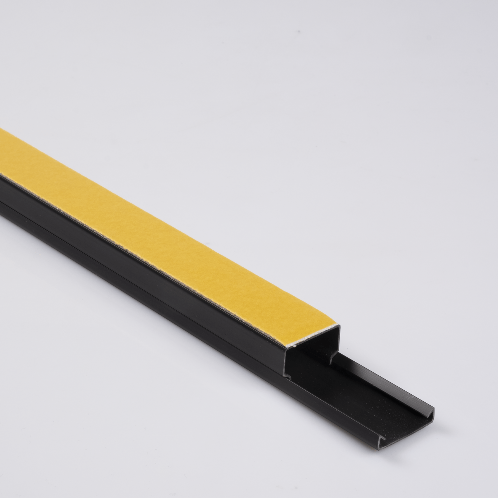 25×16 Mini Cable Trunking - Image 8