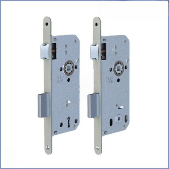 HOK 45x18 DOOR LOCK (CHROME)