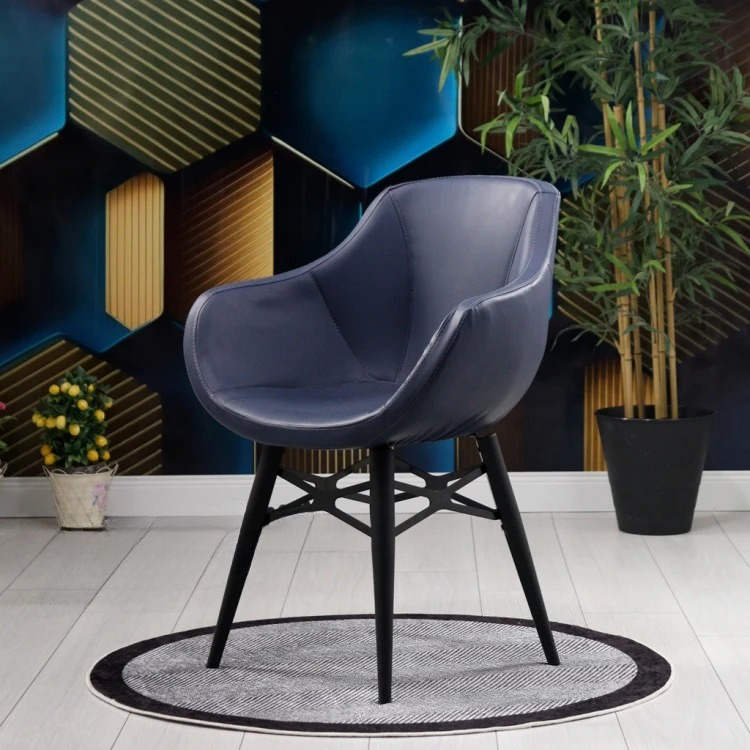 Focus PP Leg Chair (Navy Blue Leather)