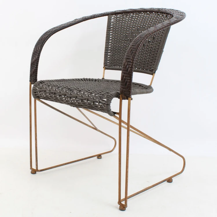 Nostalgia rattan chair