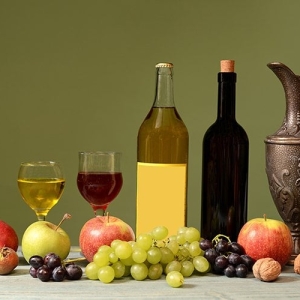 Grapes Table