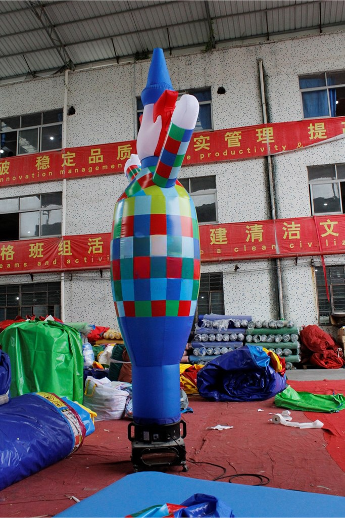Fly Tube Inflatable Clown 5m - Image 2